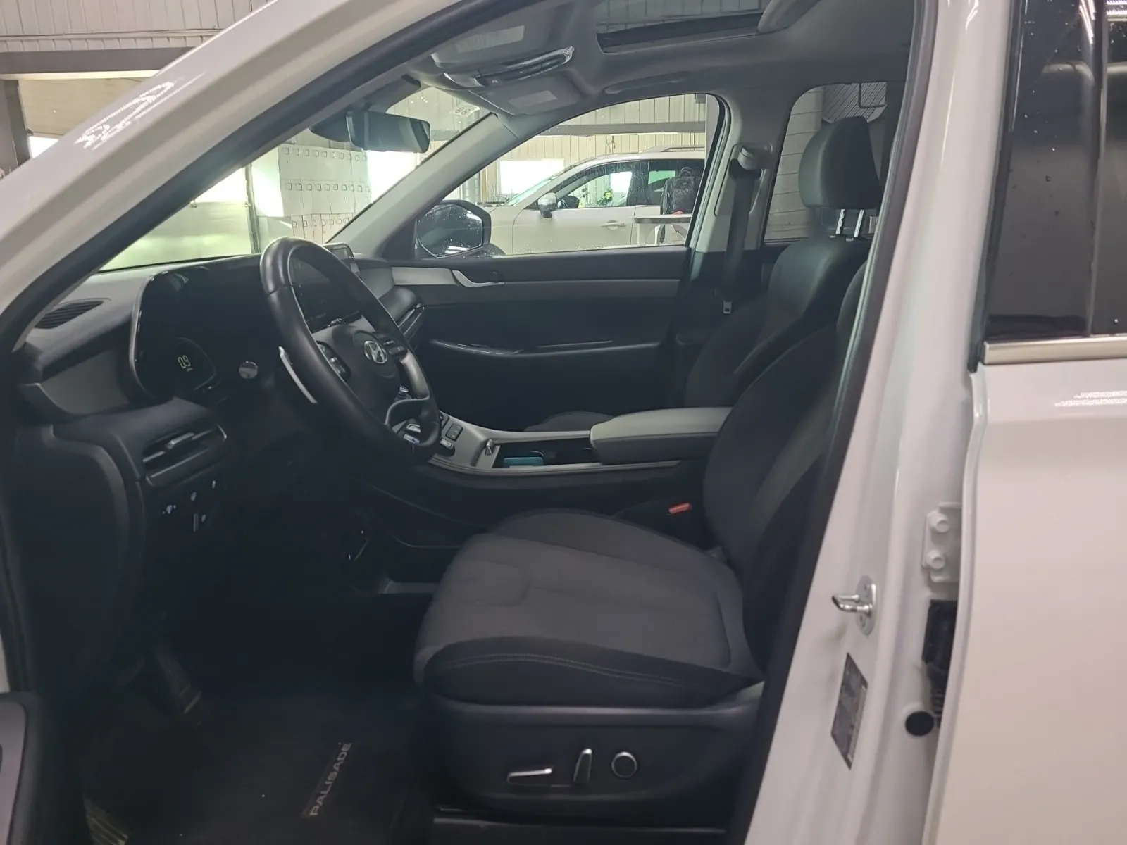 Front Interior Photo