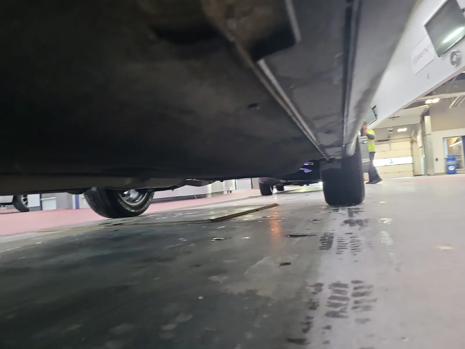 Undercarriage - Driver Photo