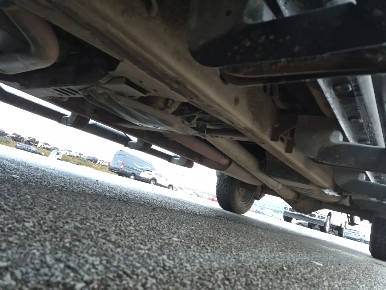 Undercarriage - Driver Photo