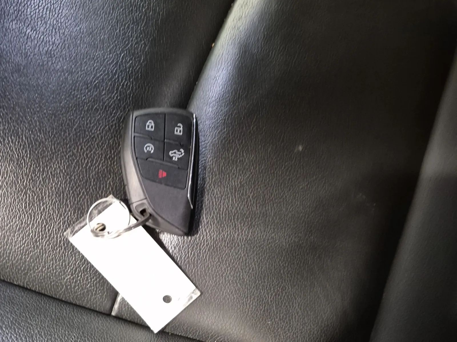 Keys/Fobs/Manual Photo