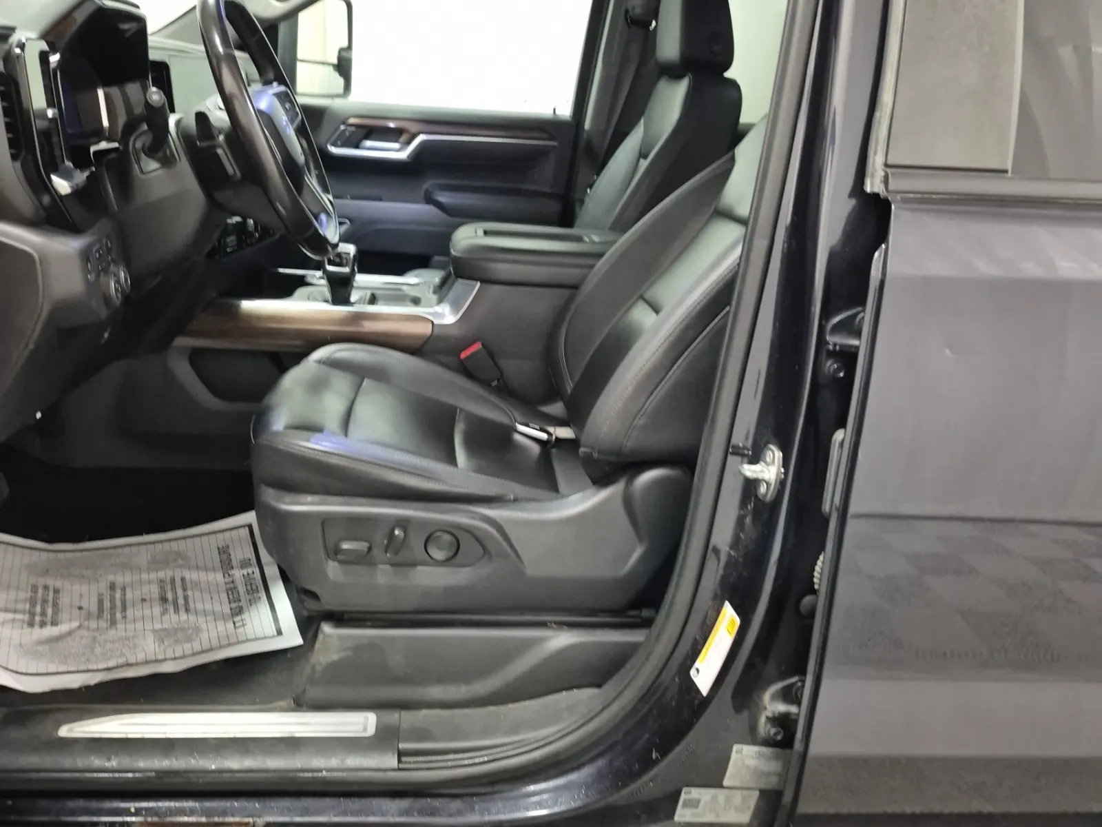 Front Interior Photo