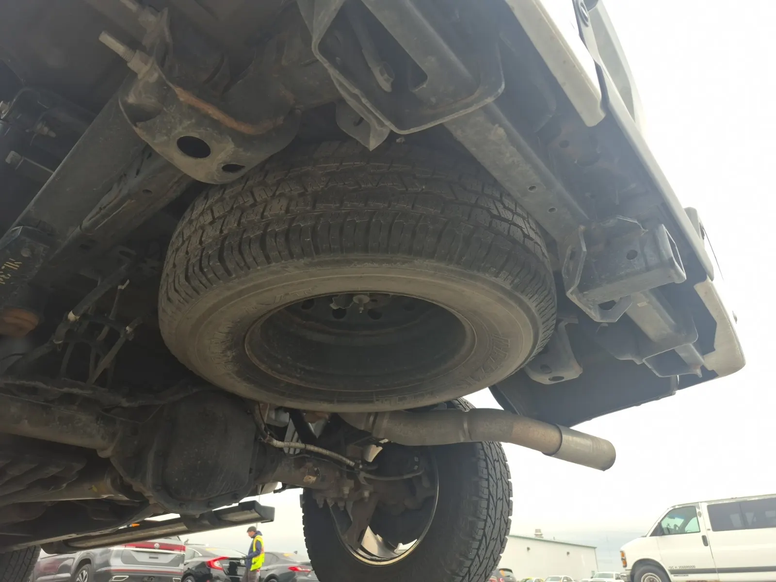Spare Tire & Wheel Photo