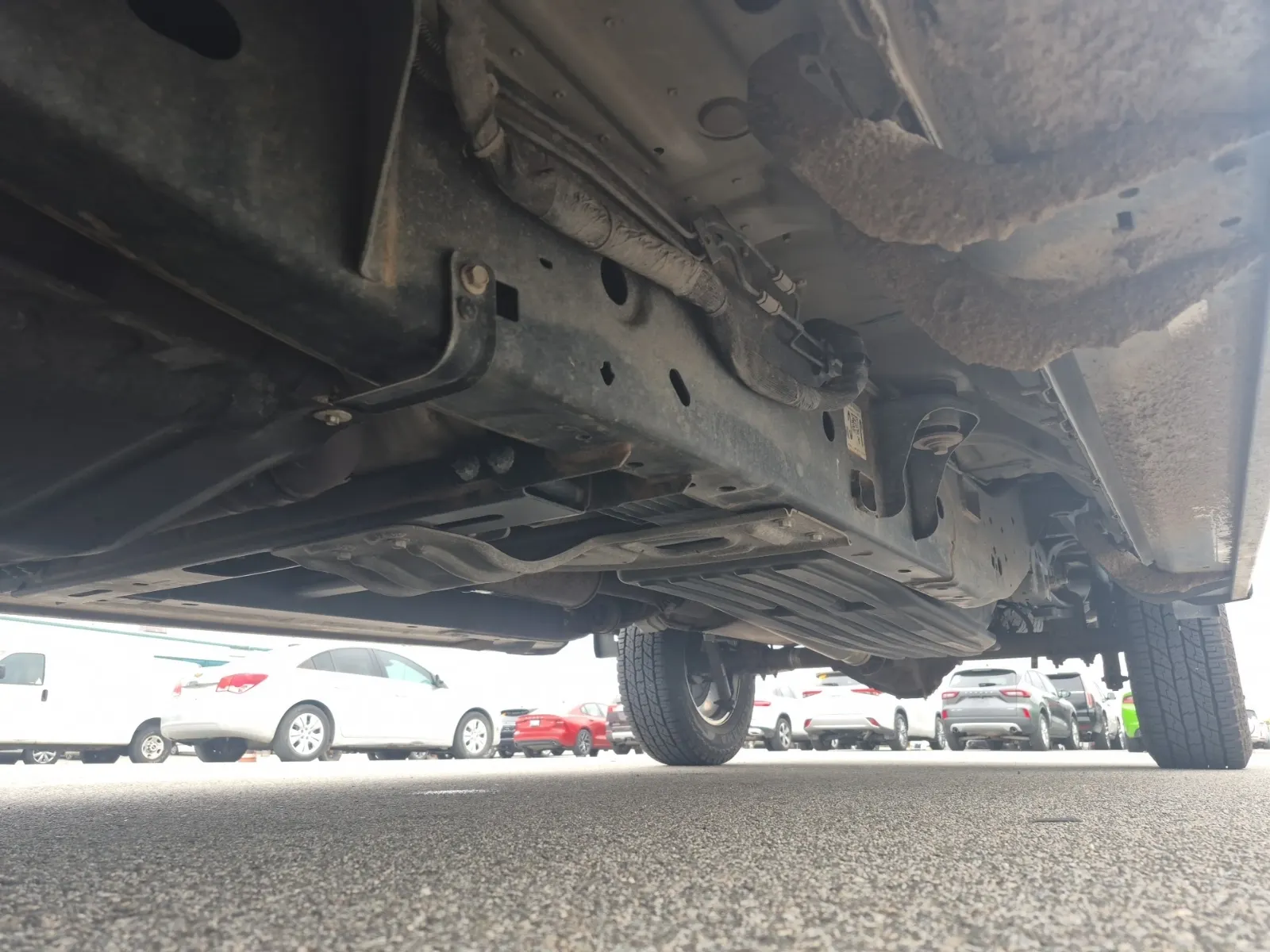 Undercarriage - Driver Photo