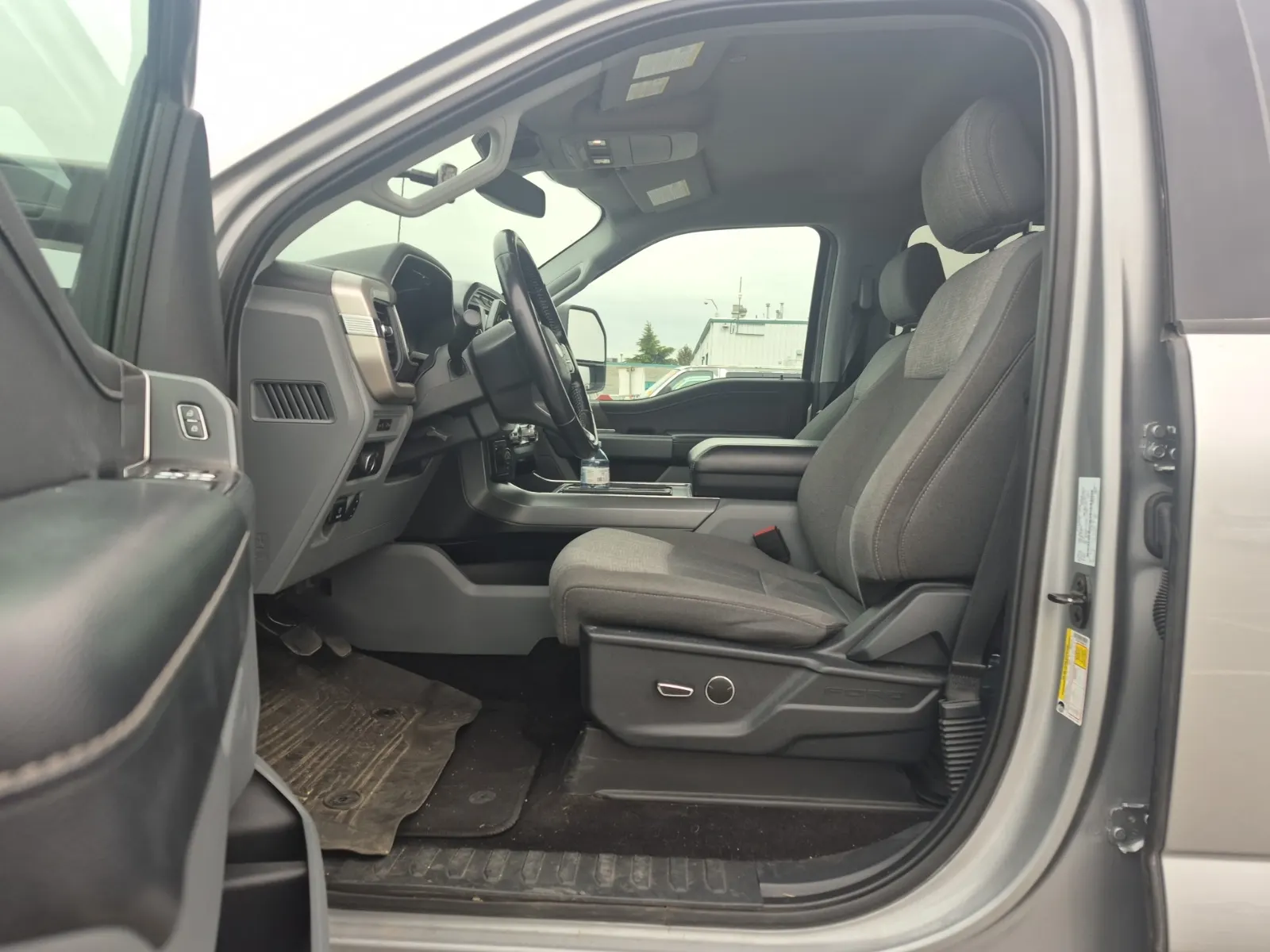 Front Interior Photo