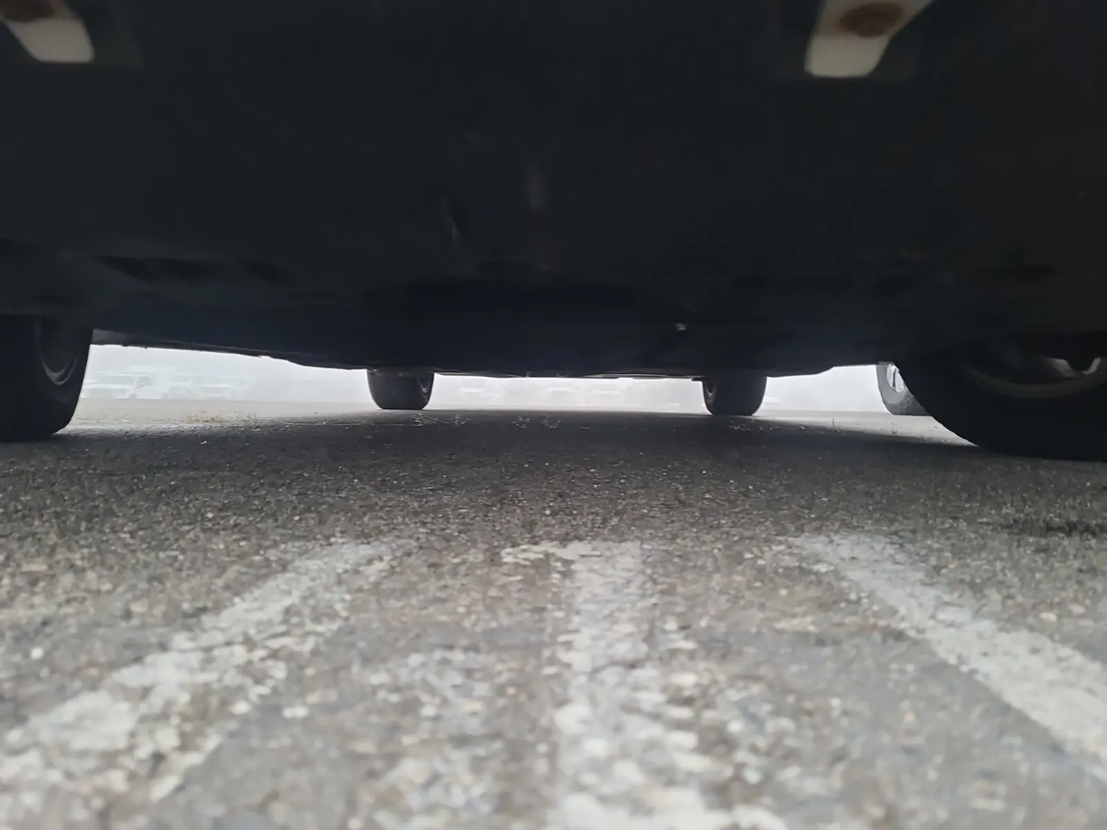 Undercarriage - Front Photo
