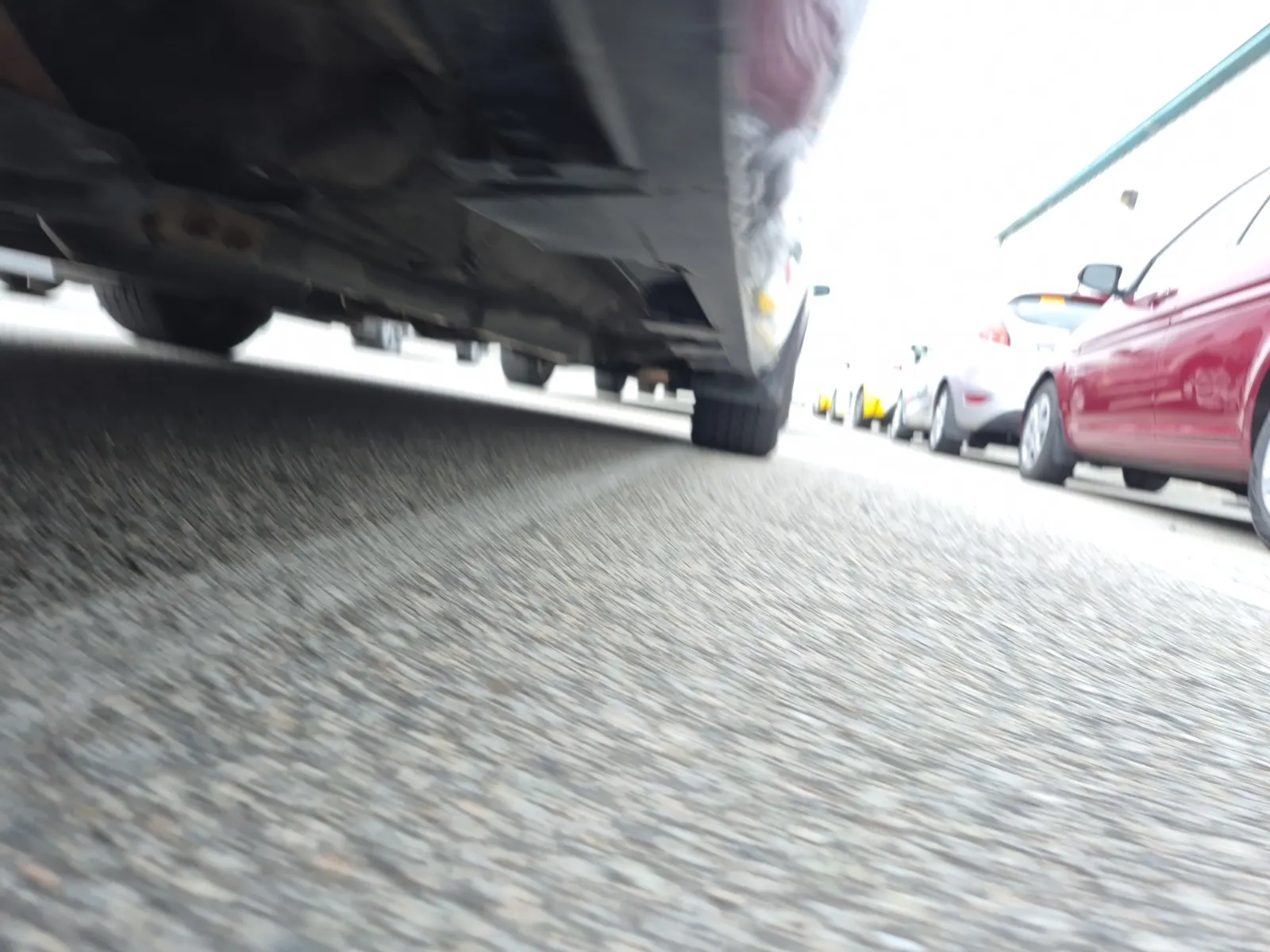 Undercarriage - Passenger Photo