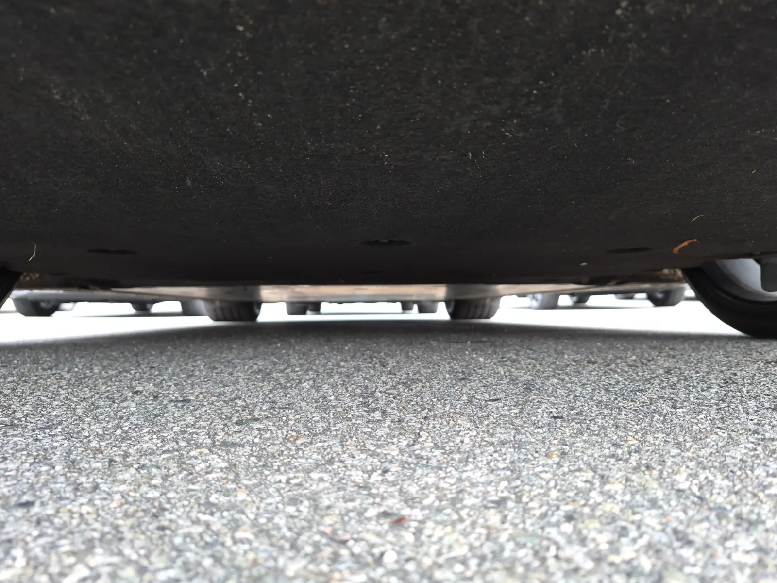 Undercarriage - Front Photo