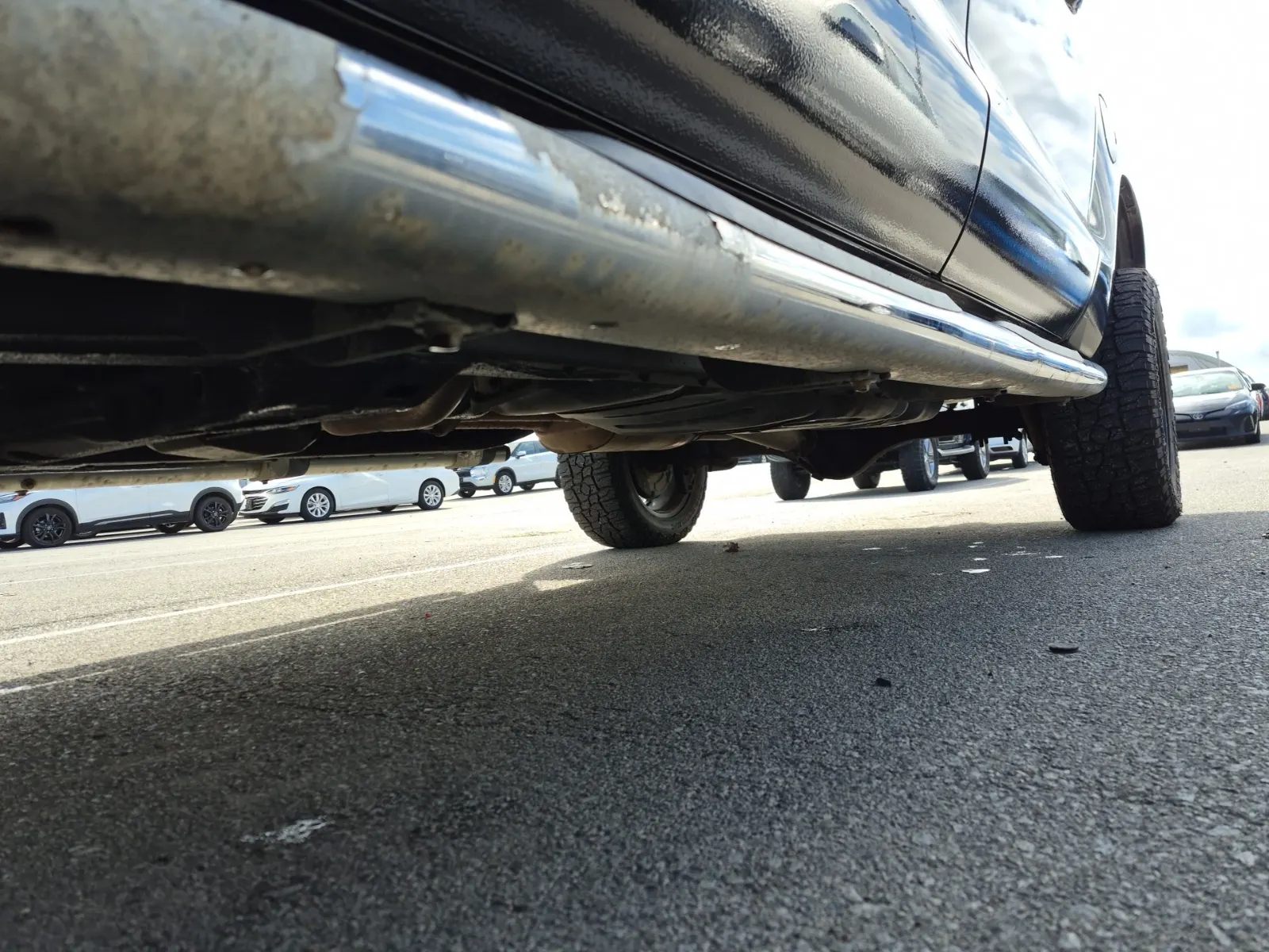Undercarriage - Driver Photo