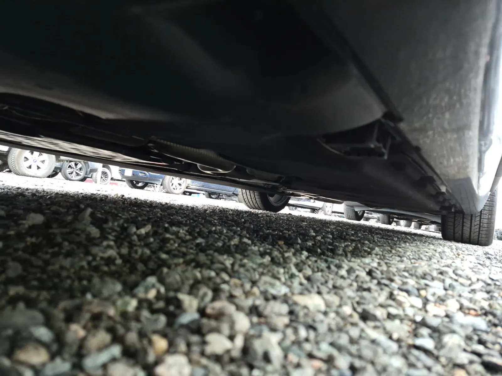 Undercarriage - Driver Photo
