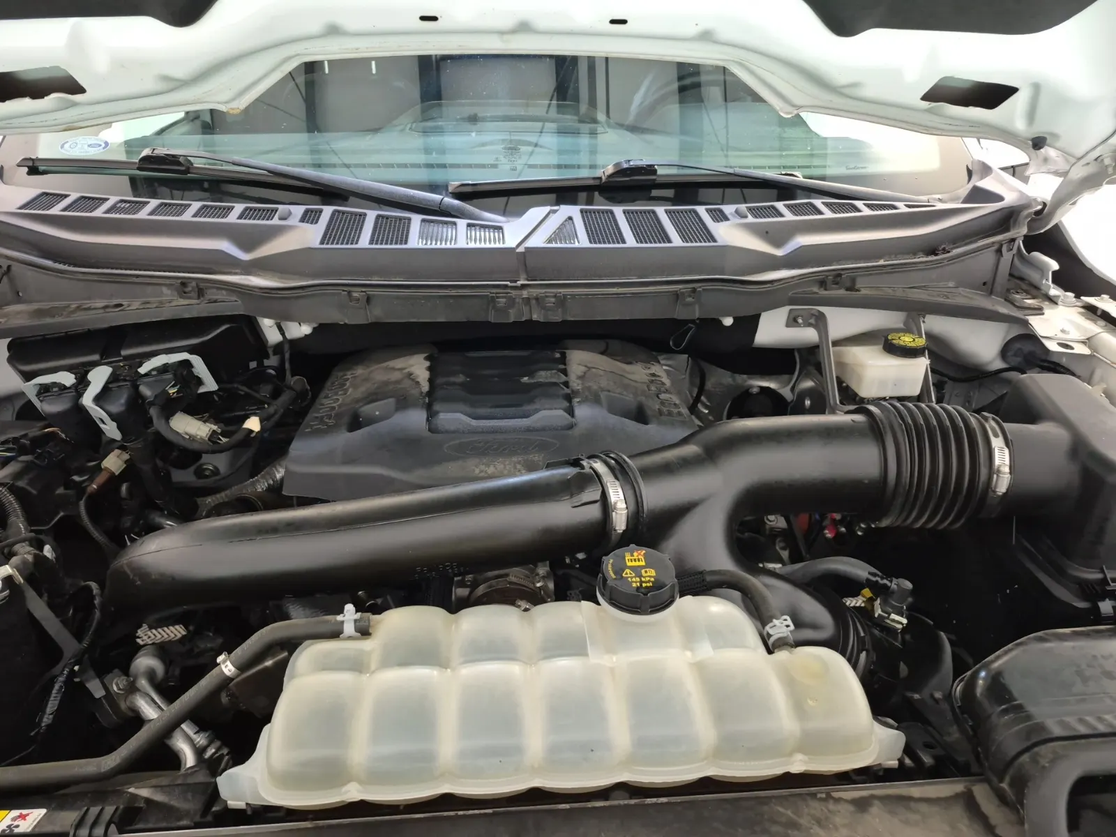 Engine Photo