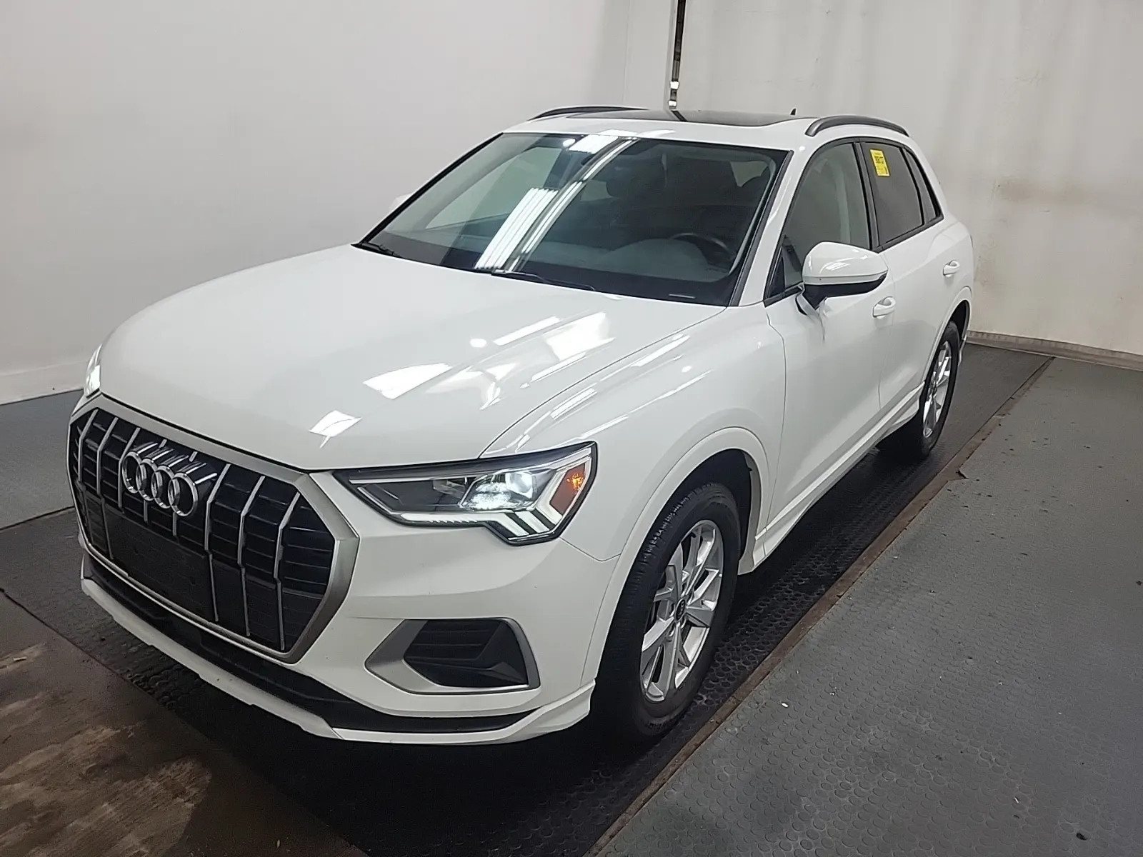 2022 Audi Q3
