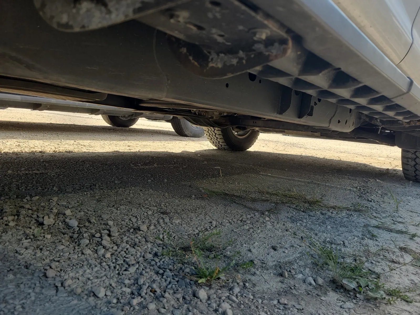 Undercarriage - Passenger Photo