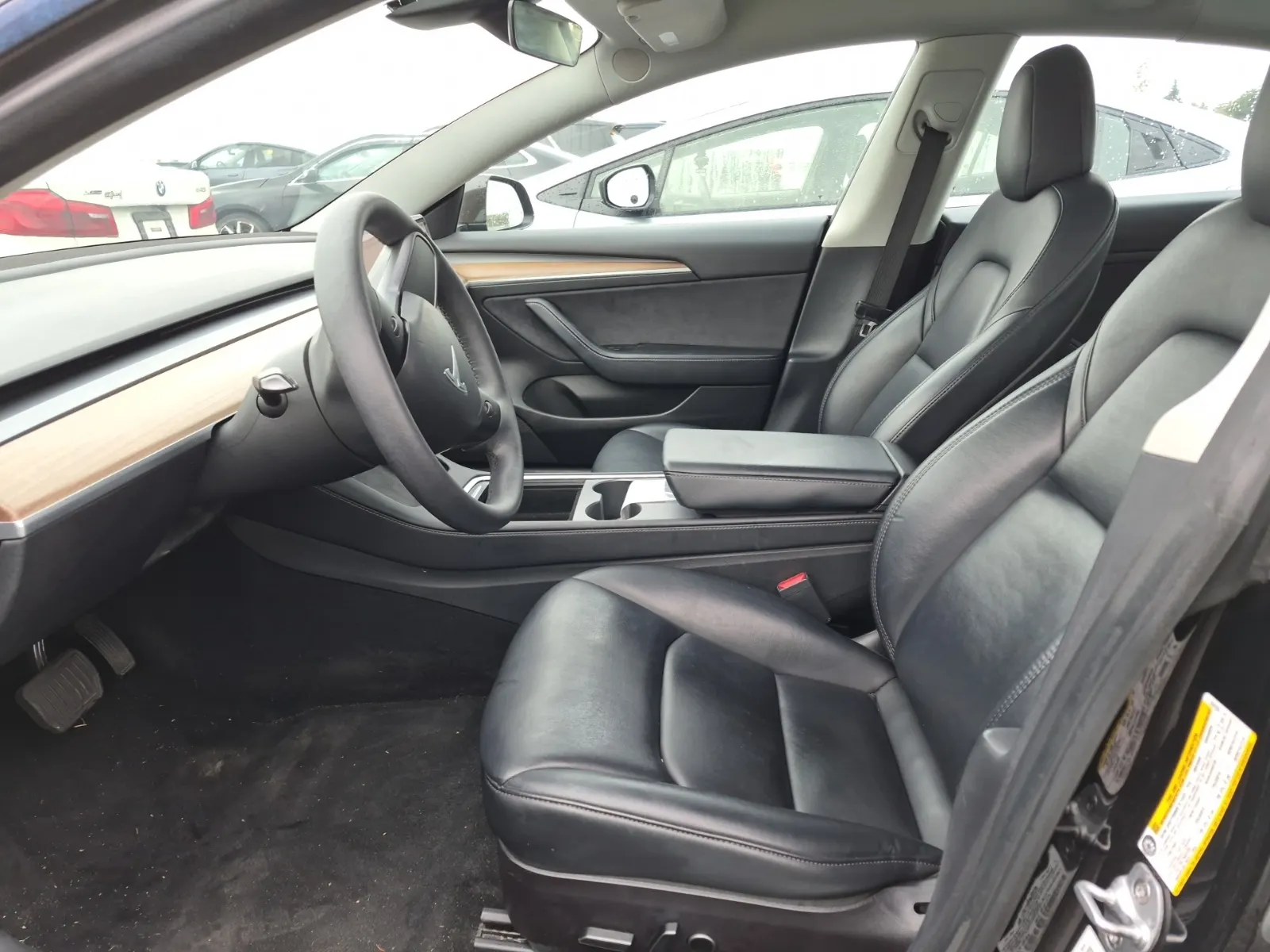 Front Interior Photo