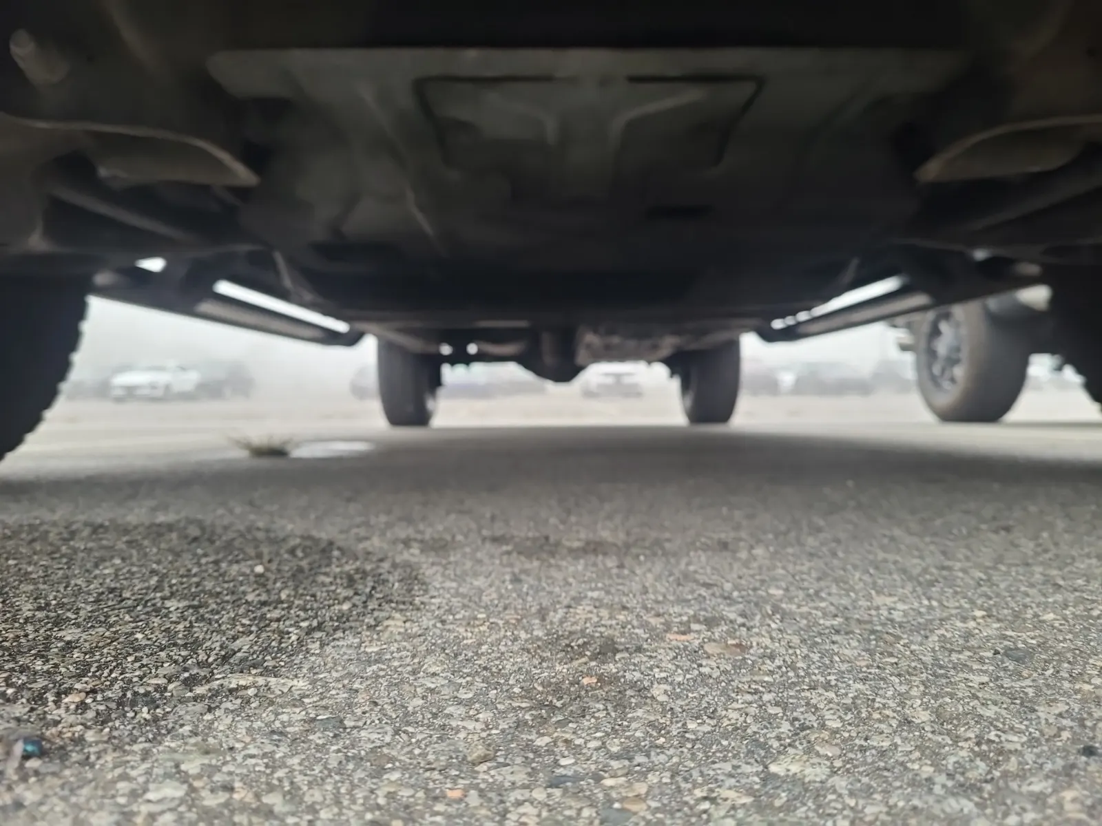 Undercarriage - Front Photo