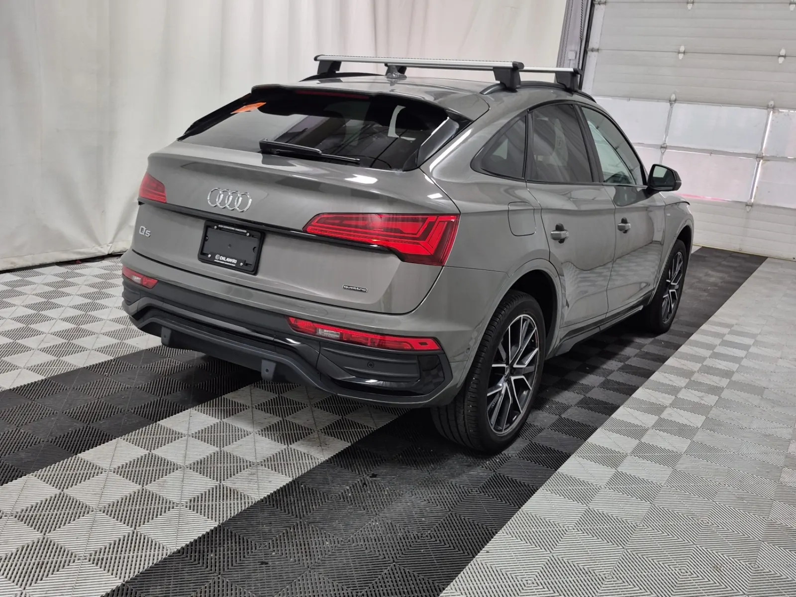 Passenger Rear 3/4 Photo