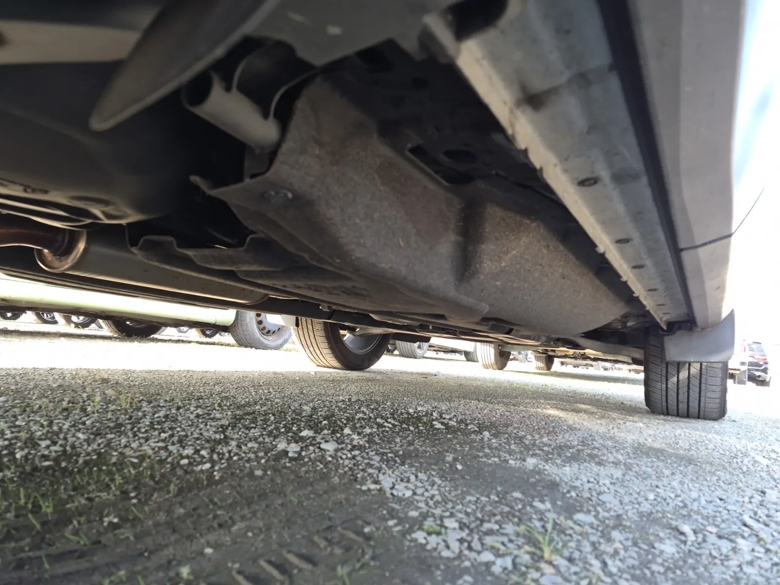 Undercarriage - Passenger Photo