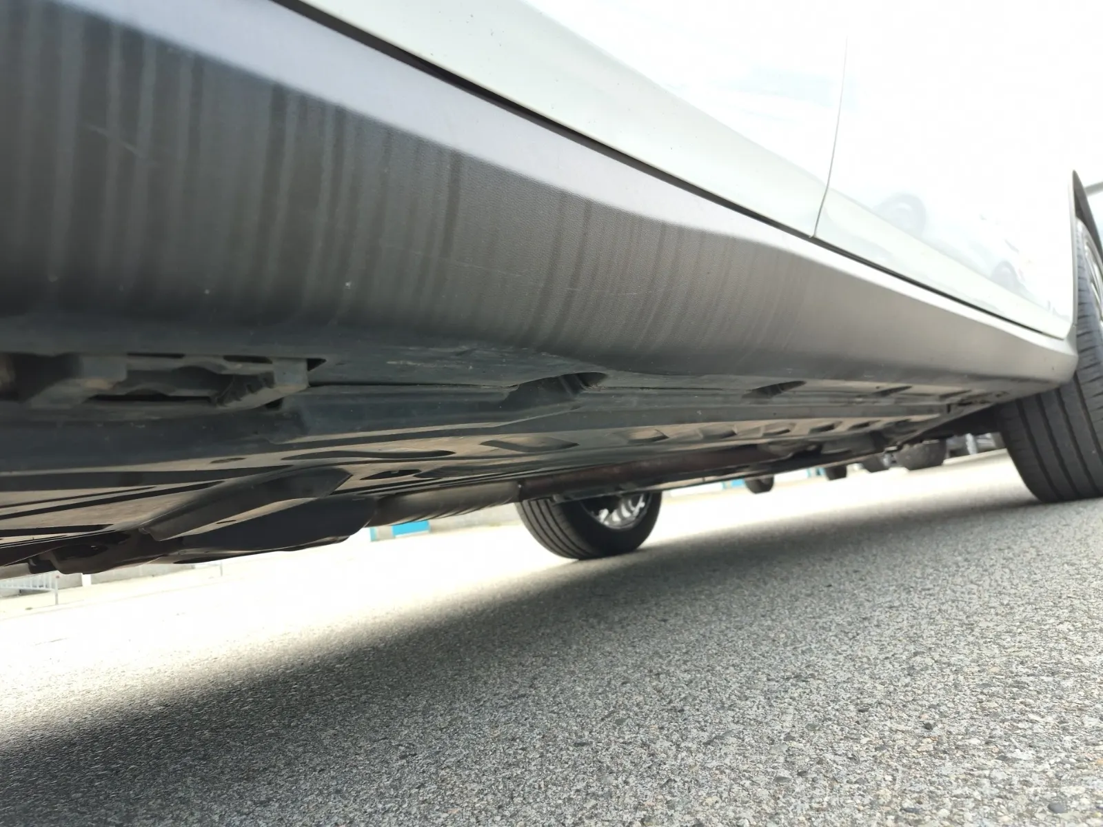 Undercarriage - Passenger Photo