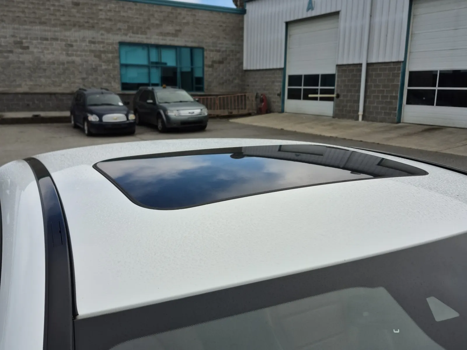 Exterior Roof Photo