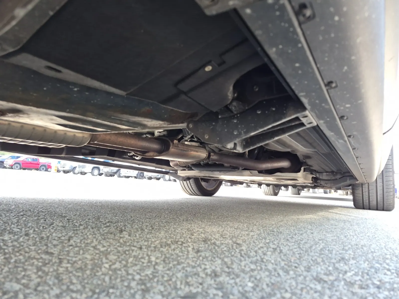 Undercarriage - Passenger Photo