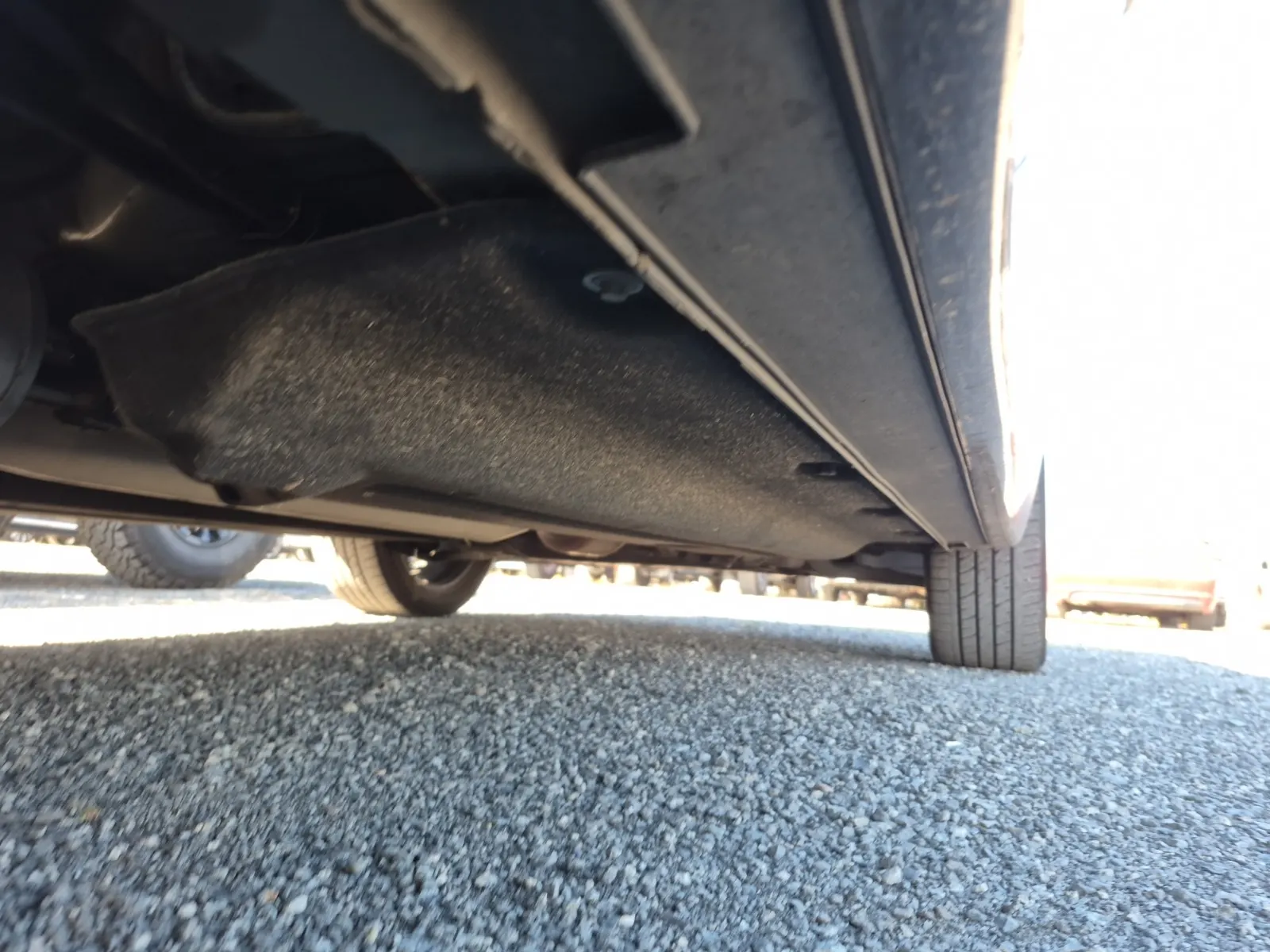 Undercarriage - Passenger Photo