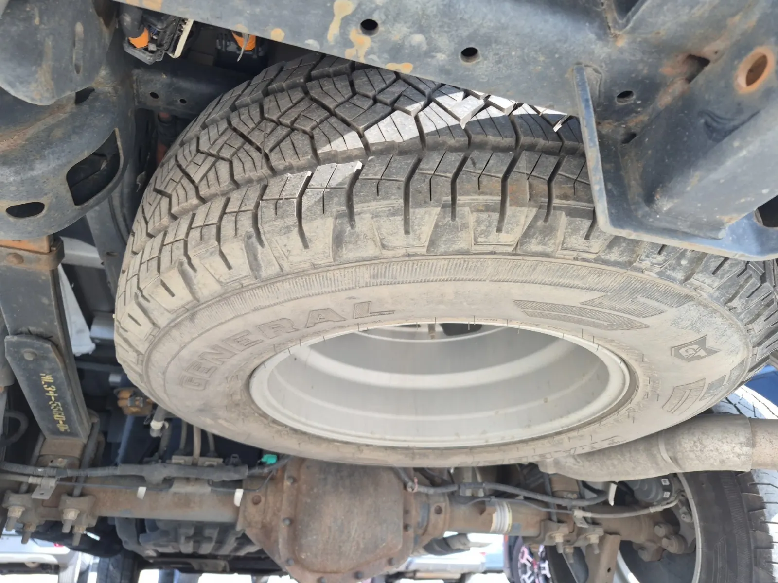 Spare Tire & Wheel Photo