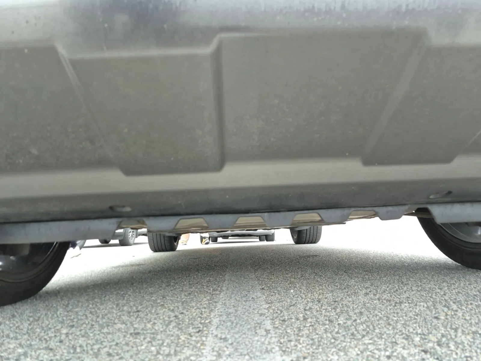 Undercarriage - Front Photo