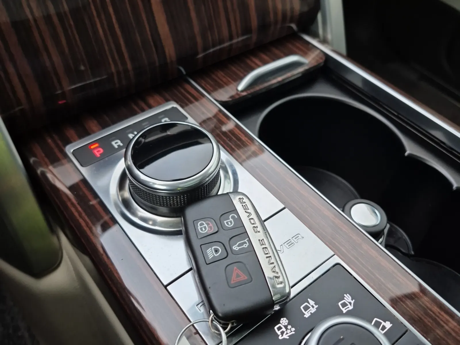 Keys/Fobs/Manual Photo