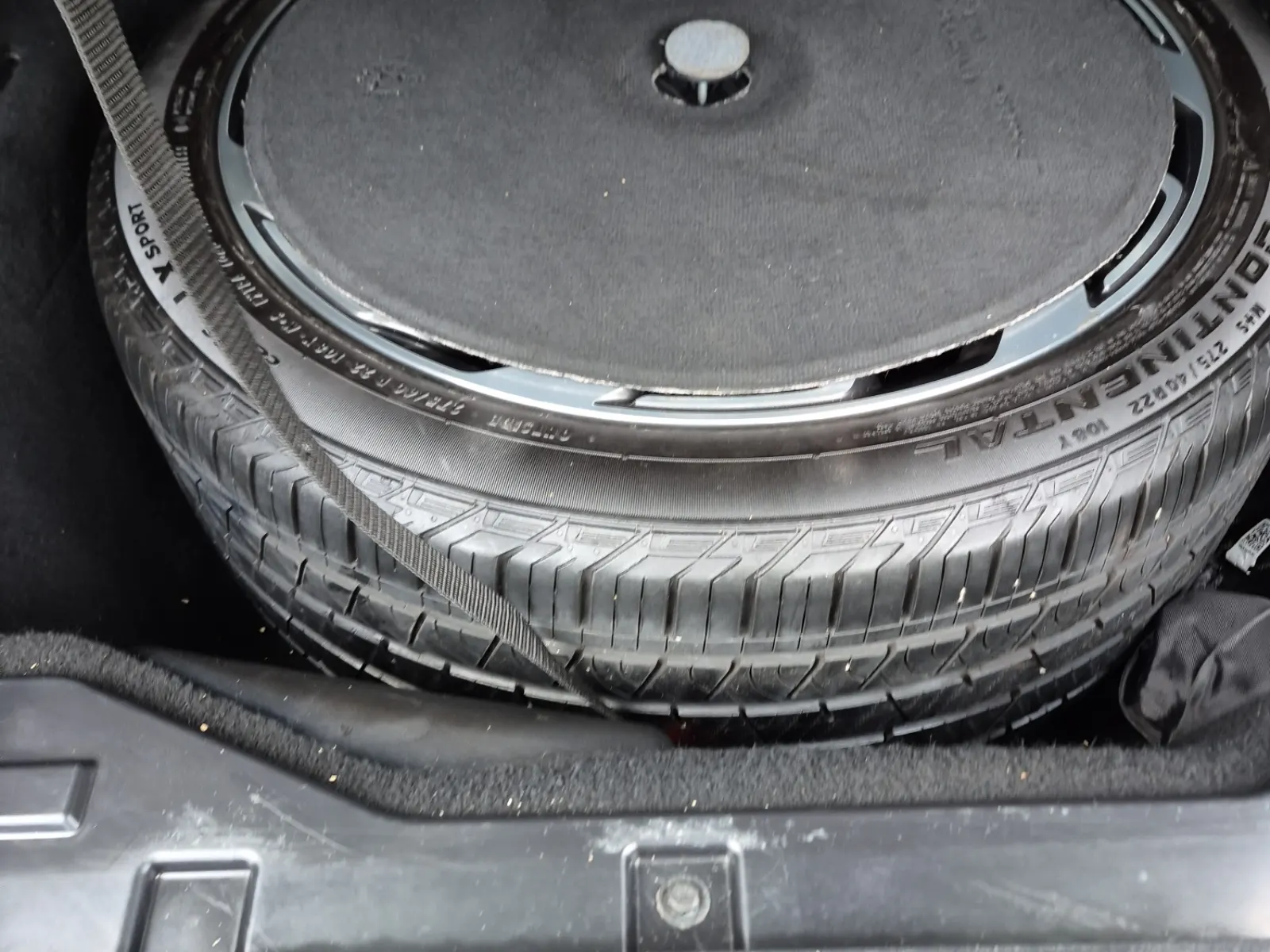 Spare Tire & Wheel Photo