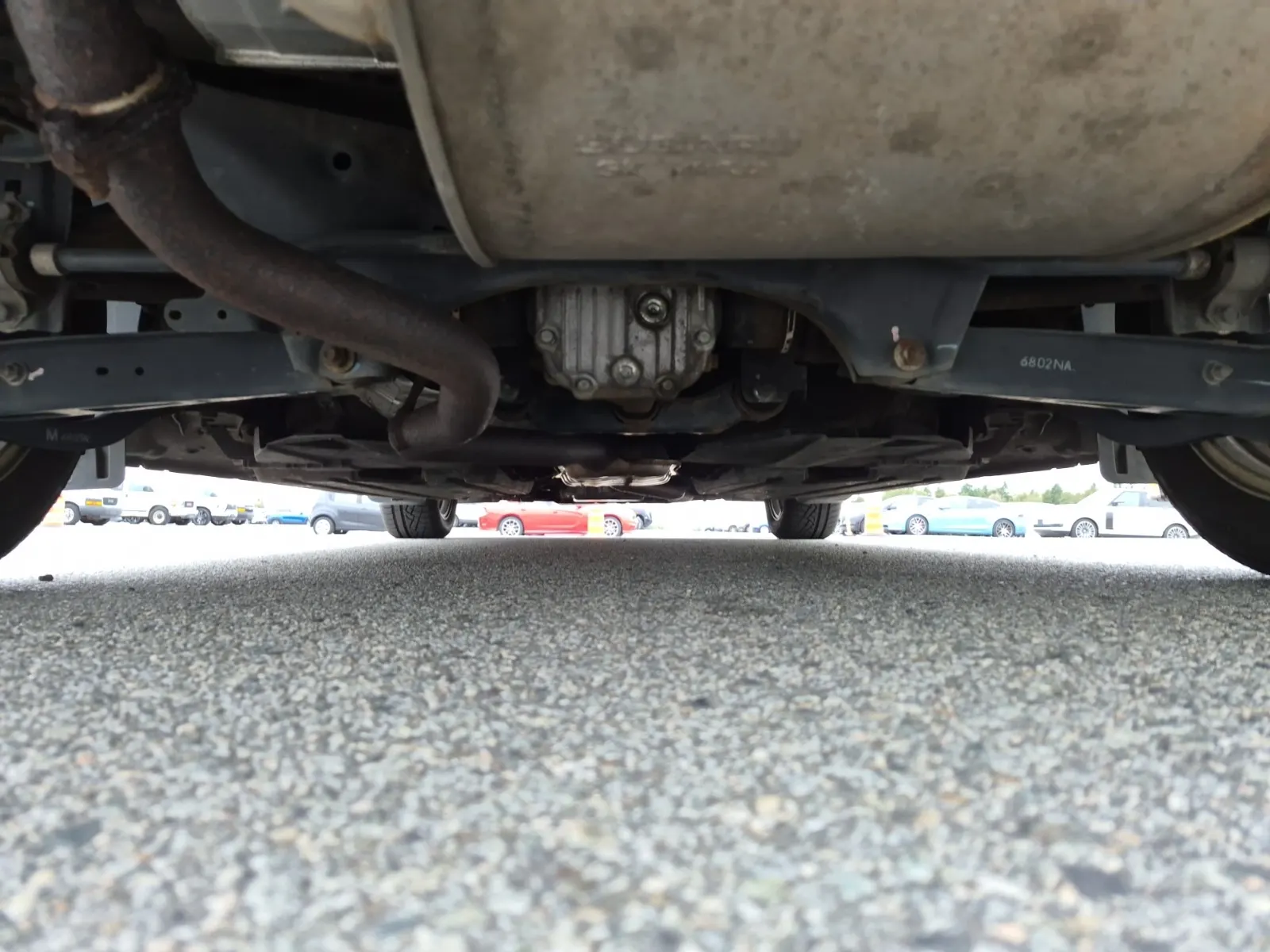 Undercarriage - Rear Photo