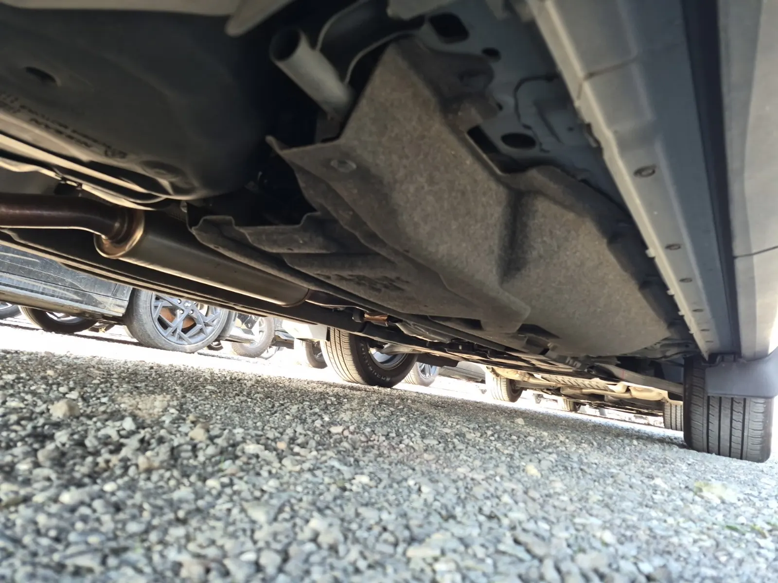 Undercarriage - Passenger Photo