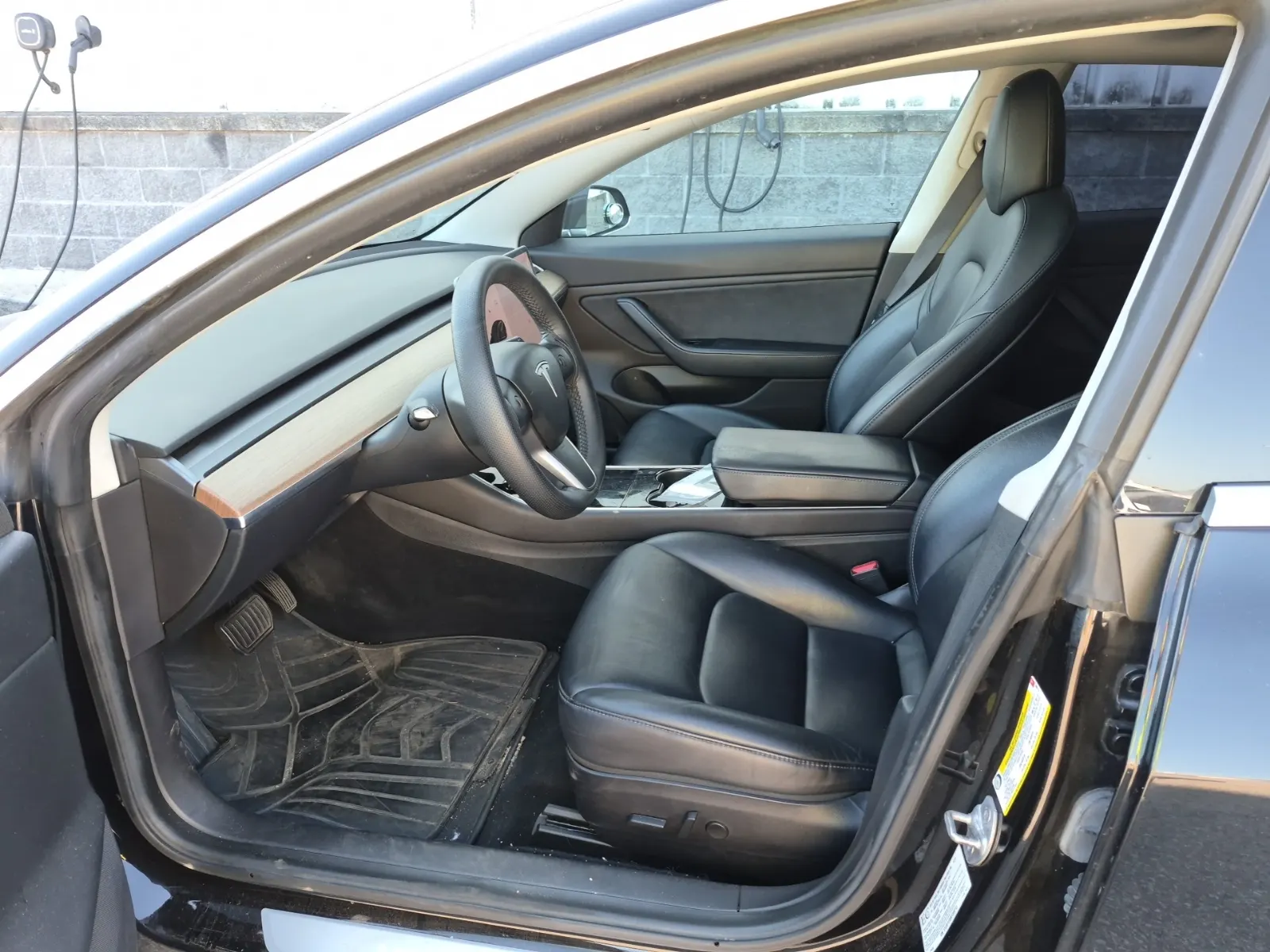 Front Interior Photo