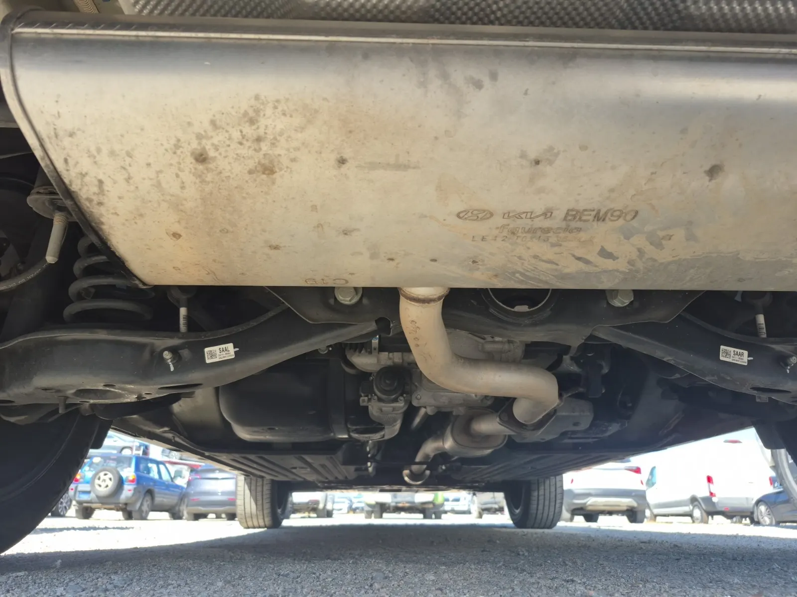 Undercarriage - Rear Photo