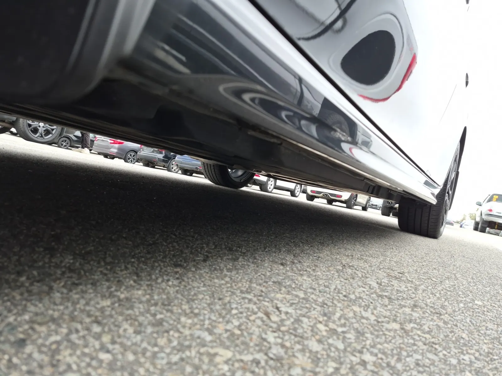 Undercarriage - Driver Photo