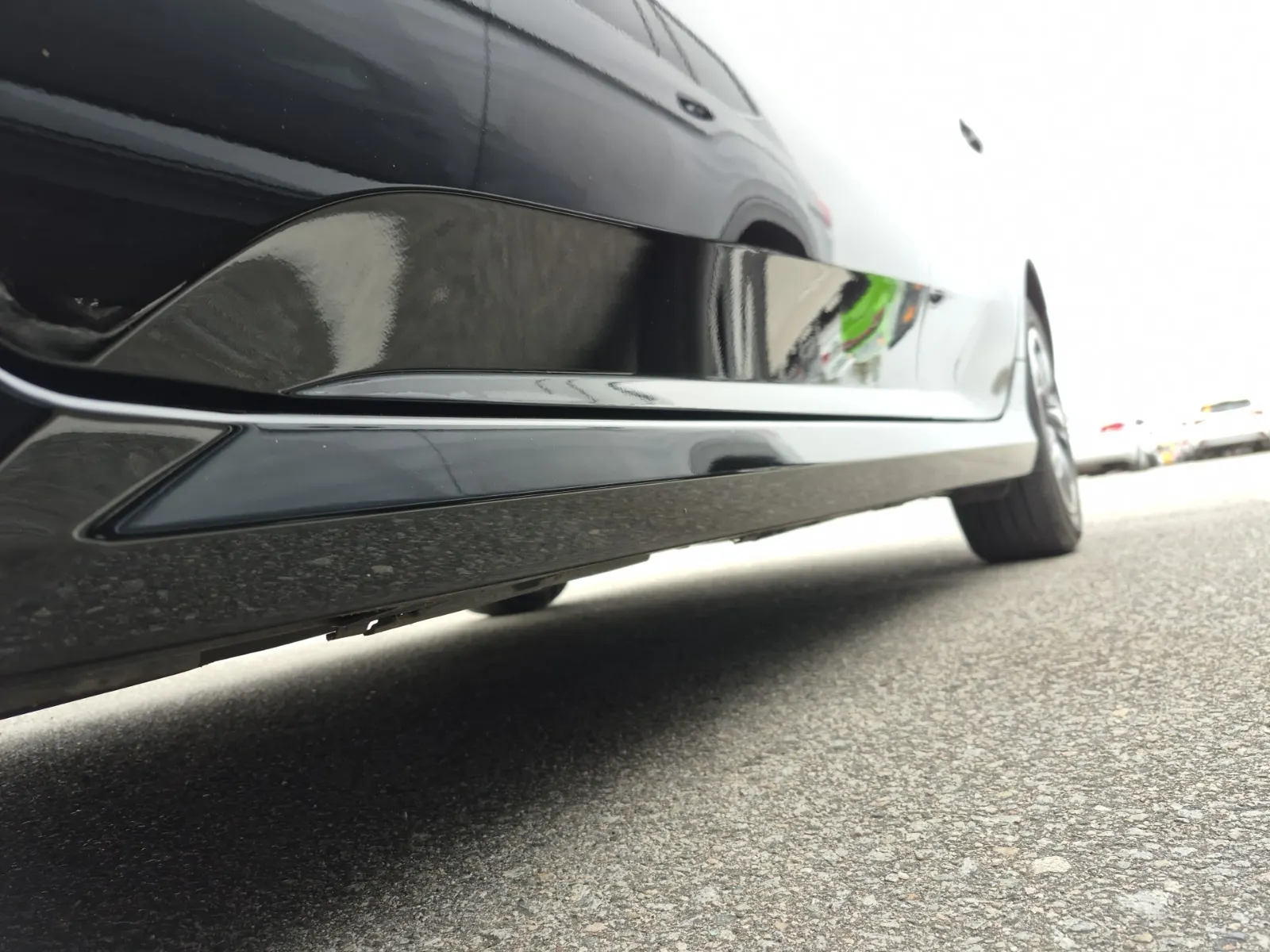 Undercarriage - Driver Photo