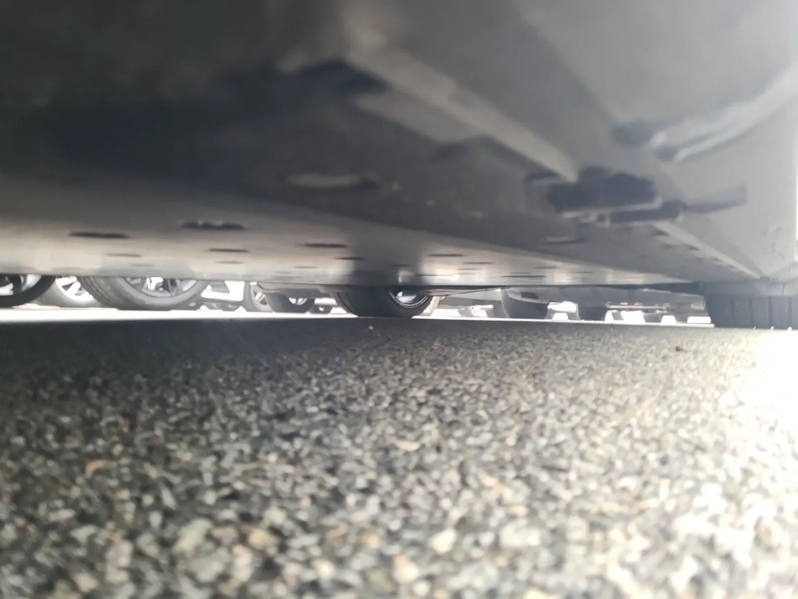 Undercarriage - Driver Photo