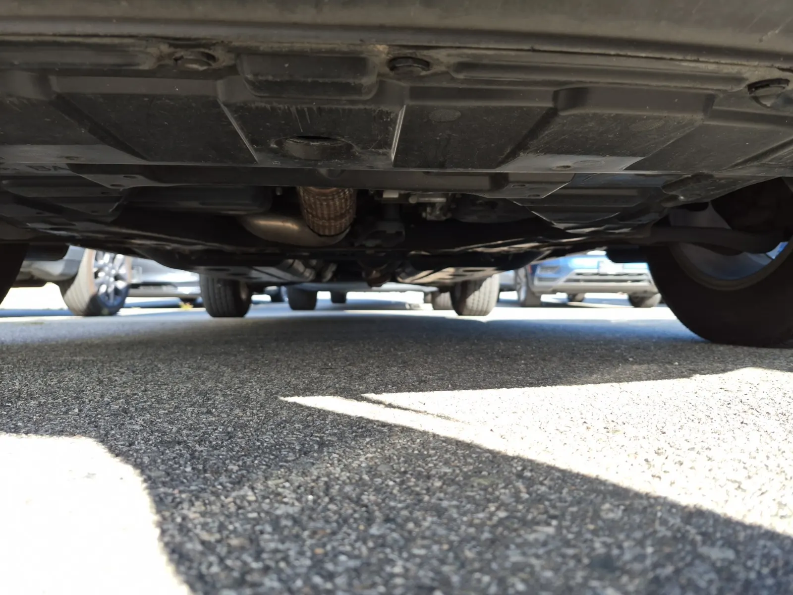 Undercarriage - Front Photo