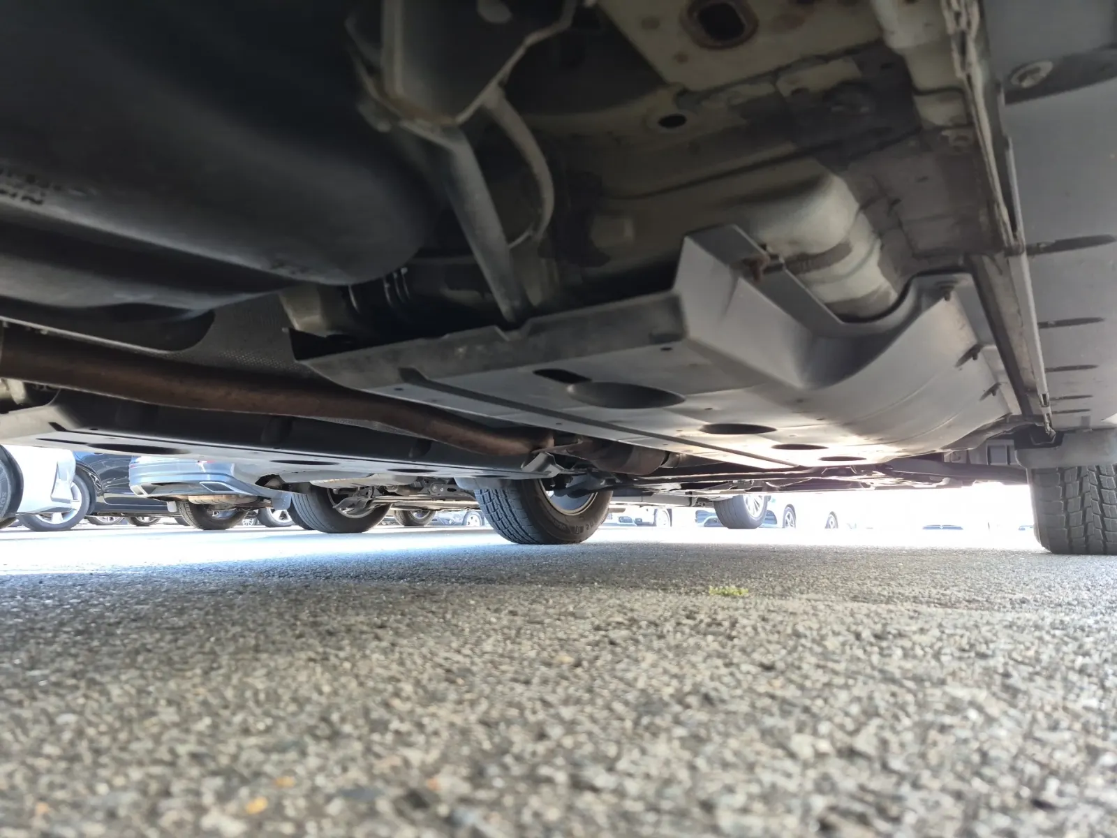 Undercarriage - Passenger Photo
