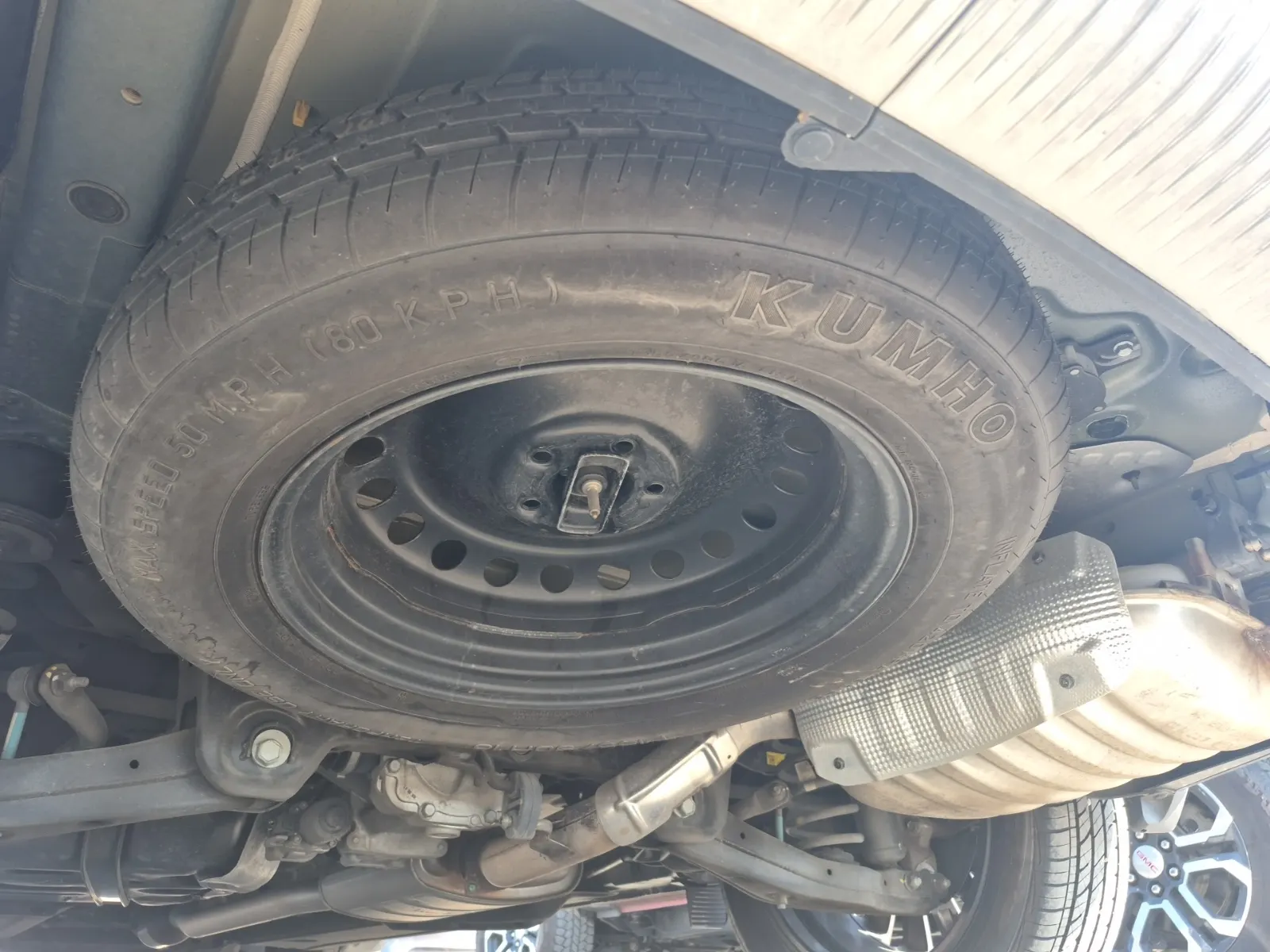 Spare Tire & Wheel Photo