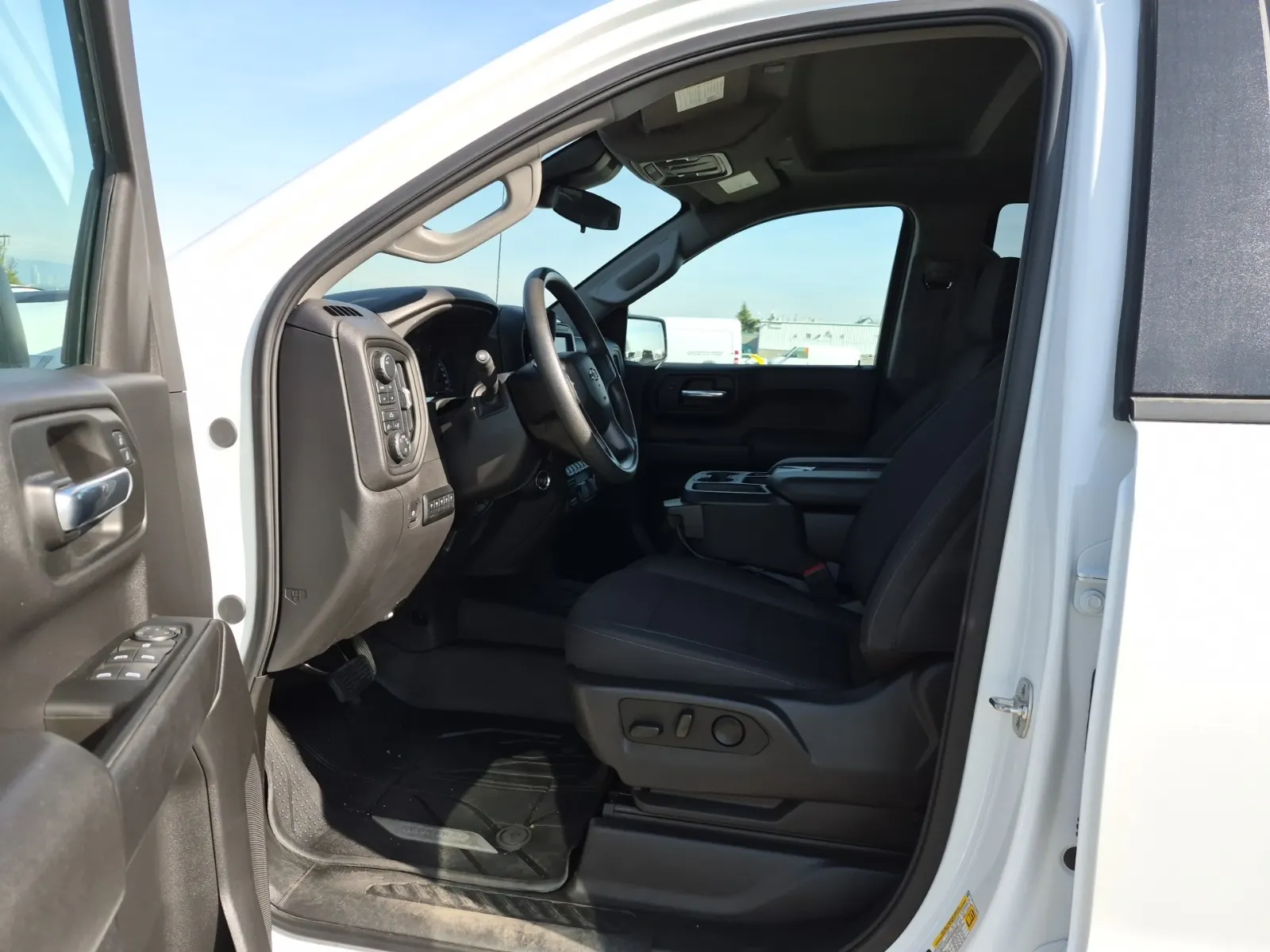 Front Interior Photo