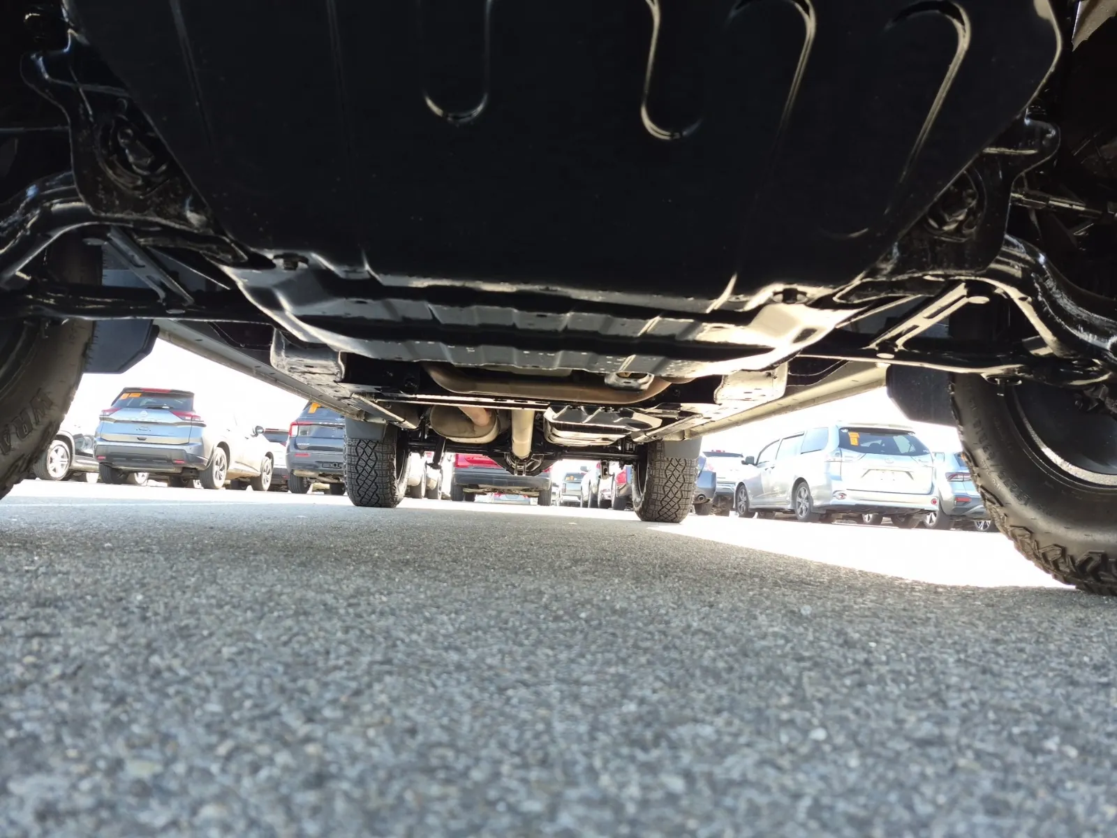 Undercarriage - Front Photo