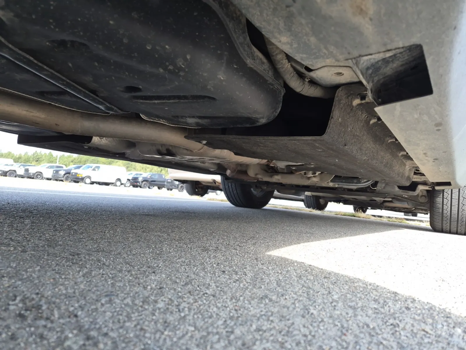 Undercarriage - Passenger Photo