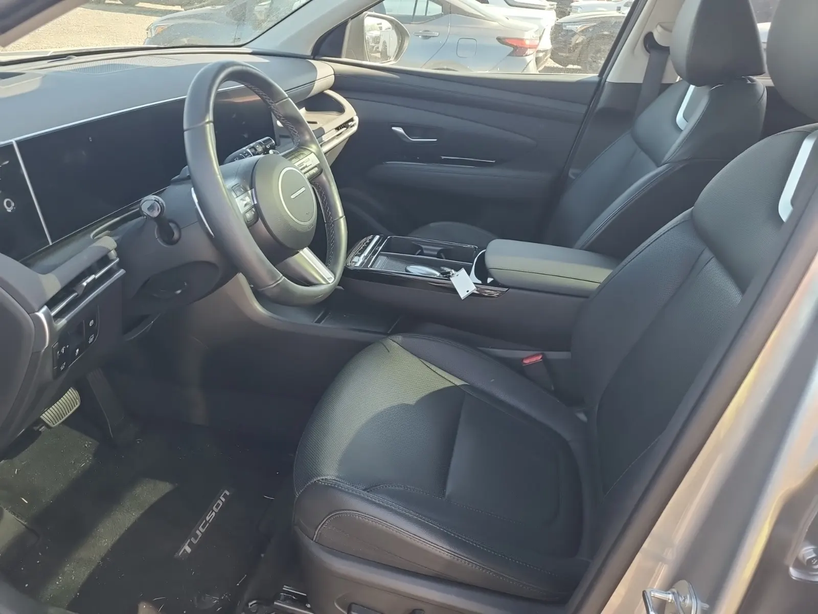 Front Interior Photo