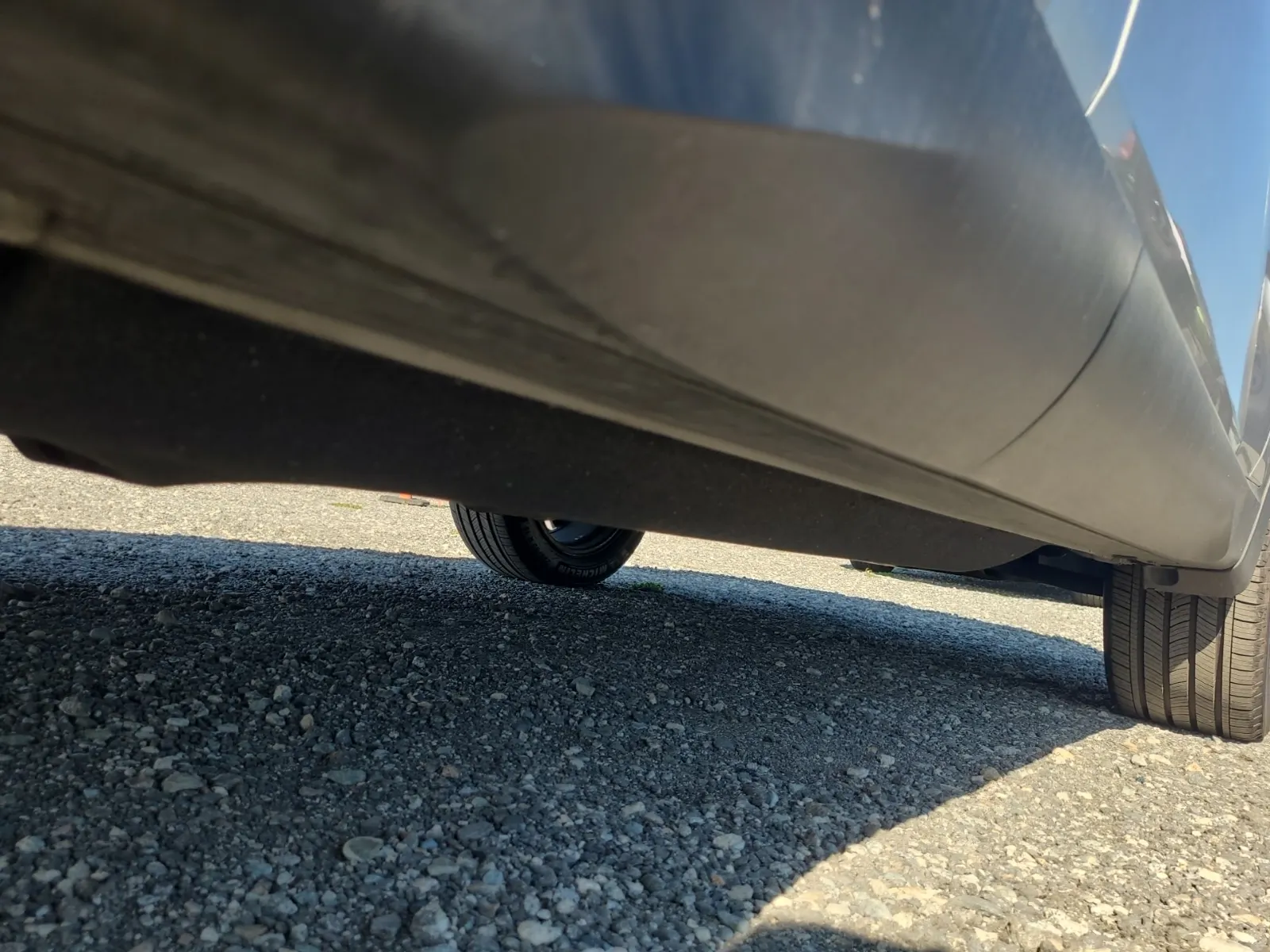Undercarriage - Passenger Photo