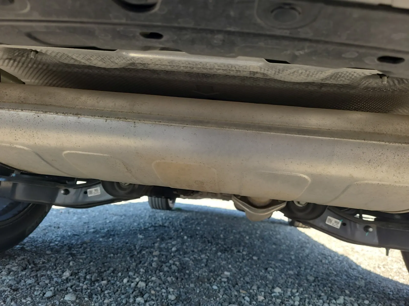 Undercarriage - Rear Photo
