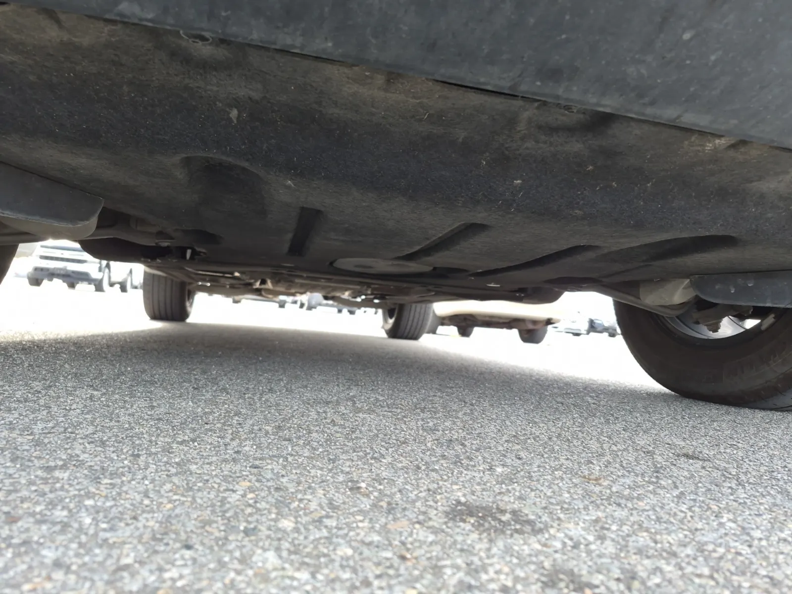 Undercarriage - Front Photo