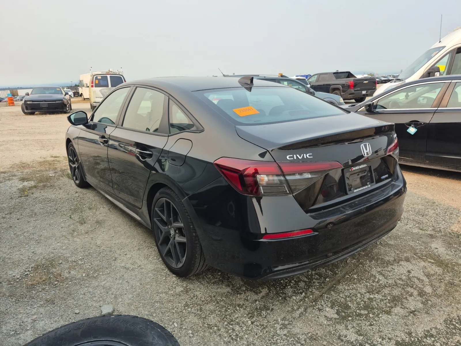 Driver Rear 3/4 Photo