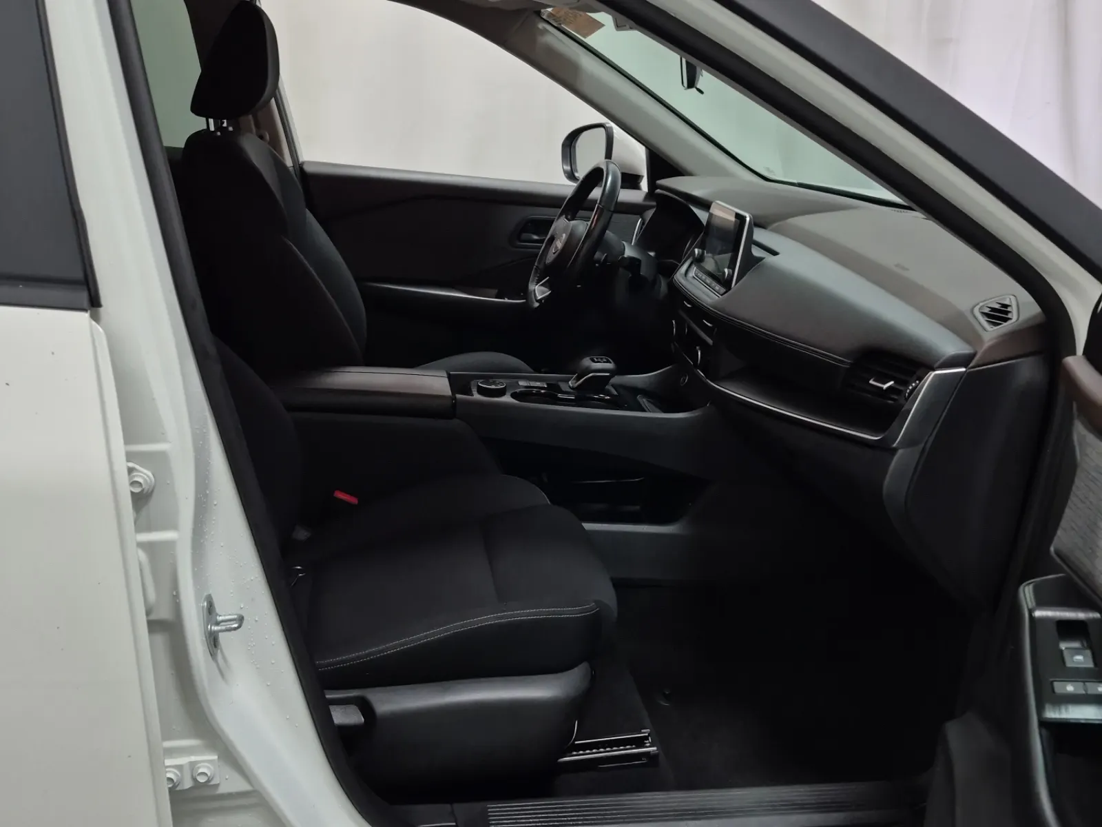 Right Side Interior Photo
