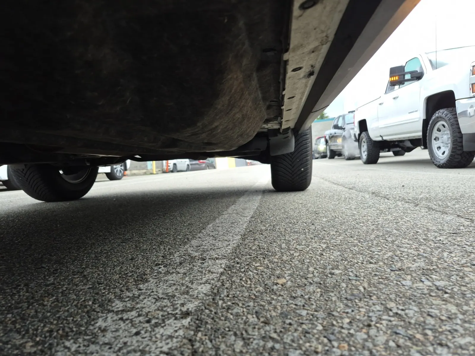 Undercarriage - Driver Photo