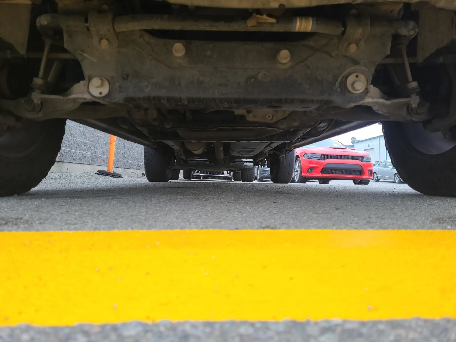 Undercarriage - Front Photo
