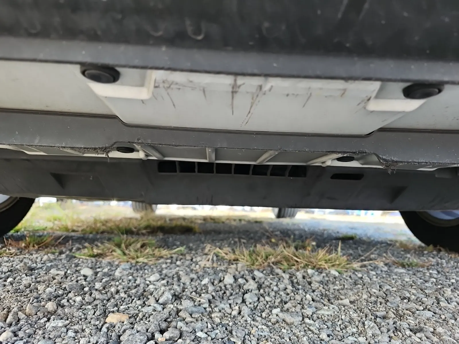 Undercarriage - Front Photo